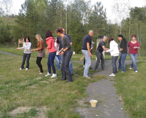 Kreative Spieleworkshops für euer Kollegium, eure Gruppe oder Team, Teambuilding mit Holzspielen